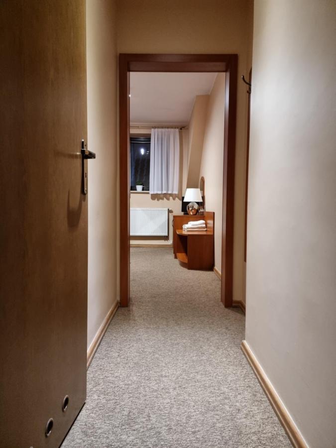 Hotel Jola Września エクステリア 写真